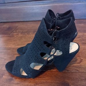 Vince Camuto Sandals